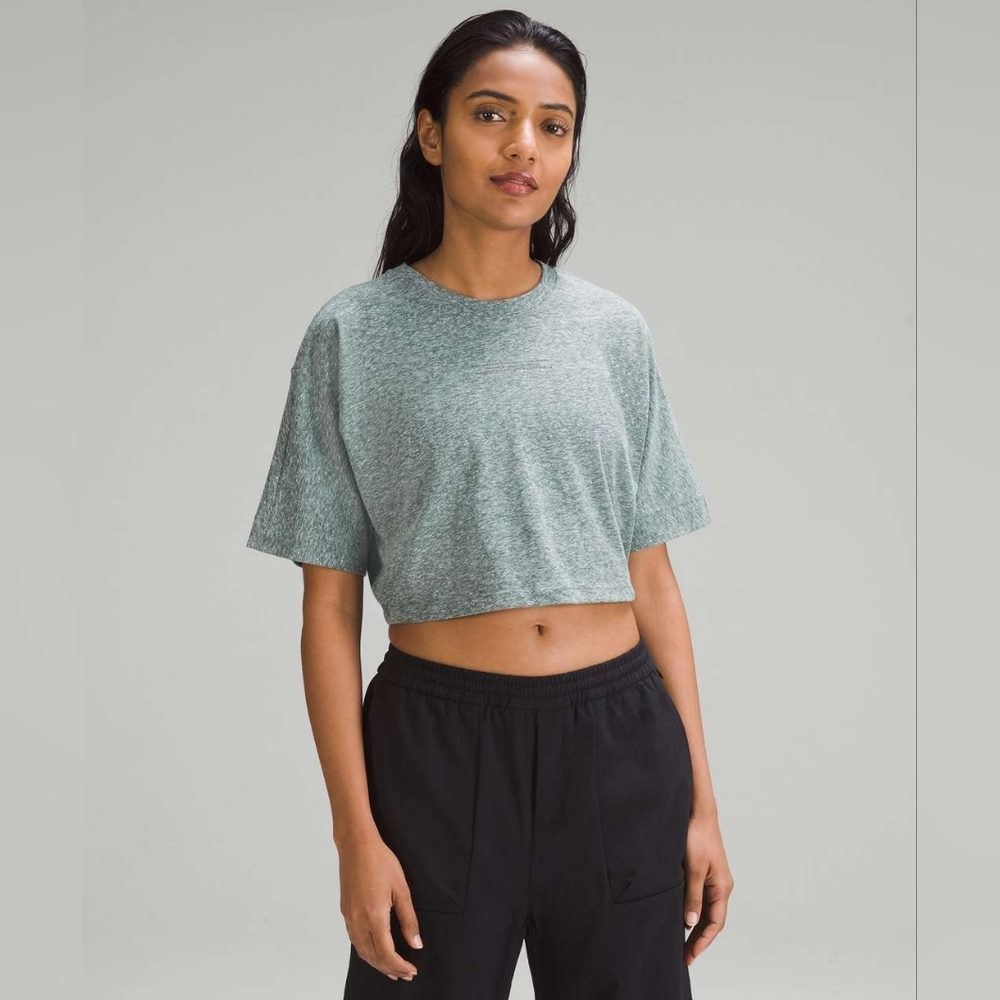 Lululemon lab Cotton-Blend Cropped T-Shirt Graphic Size 14